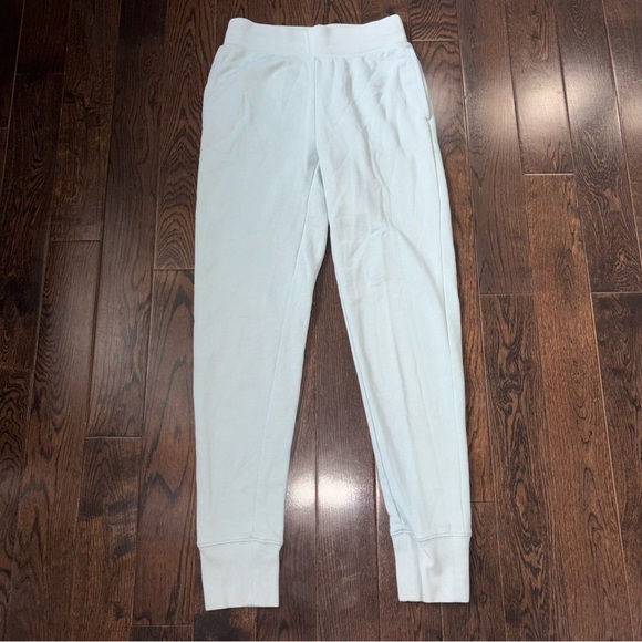 Aritzia light blue sweatpant jogger - Picture 3 of 5